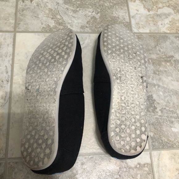 Black Tom slip on shoes - Picture 3 of 3